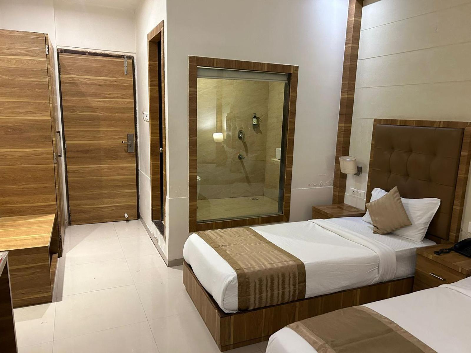 Hotel Bkc Mannat Mumbai Ngoại thất bức ảnh