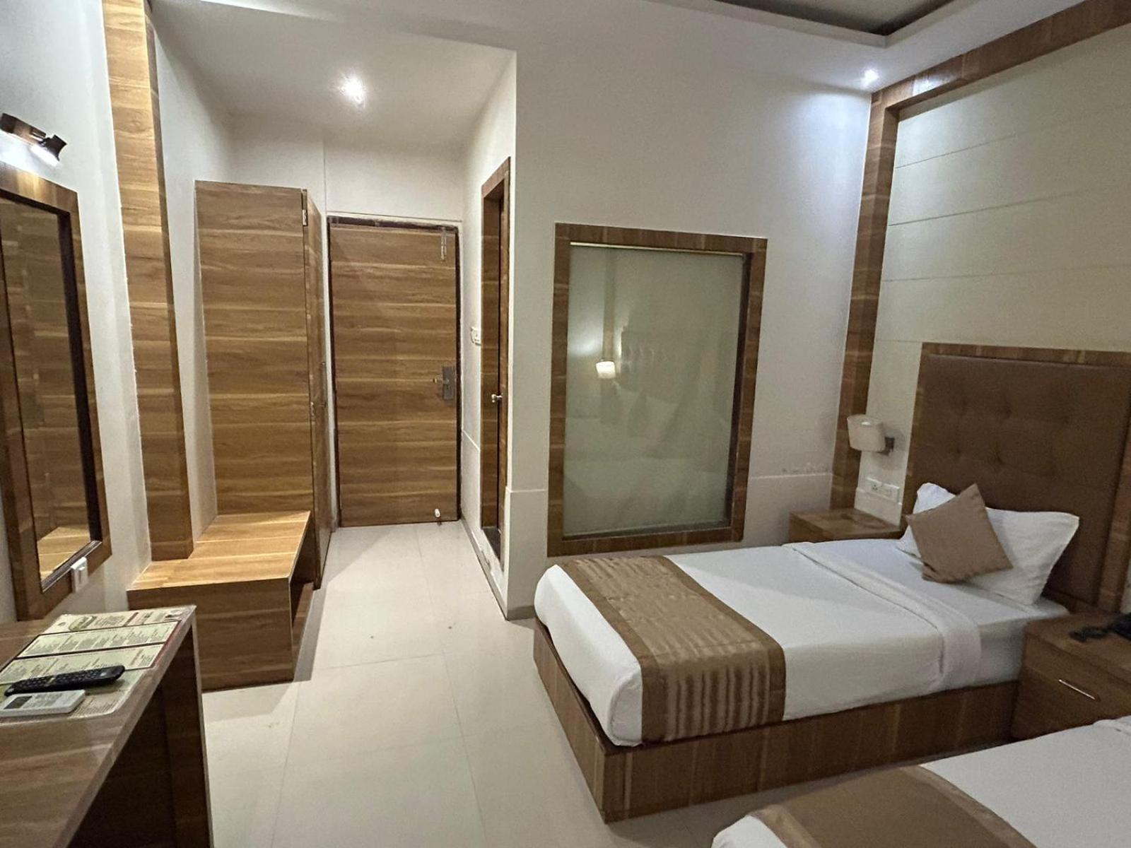 Hotel Bkc Mannat Mumbai Ngoại thất bức ảnh