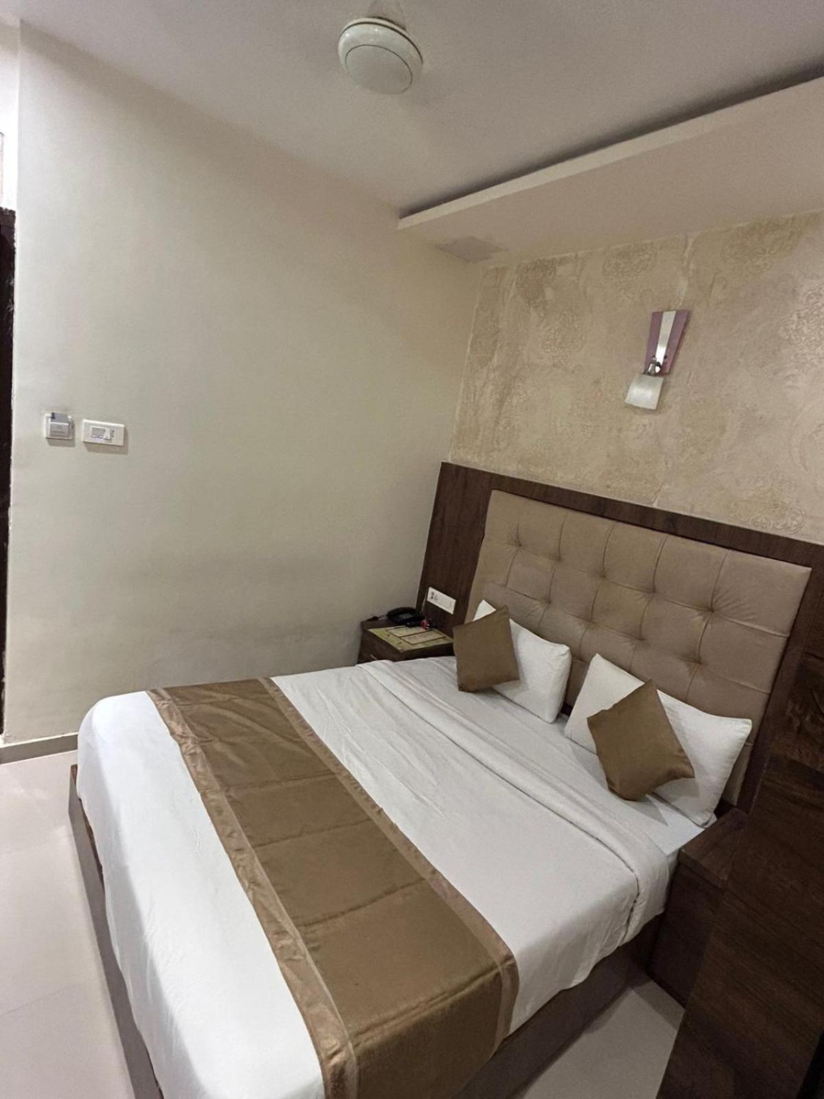 Hotel Bkc Mannat Mumbai Ngoại thất bức ảnh